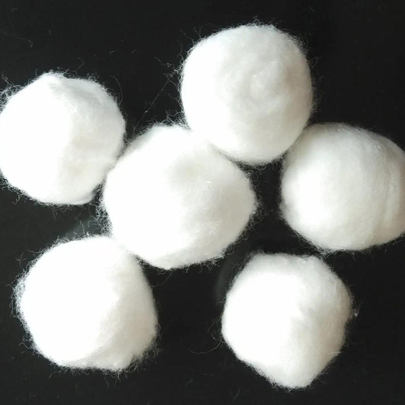 Bola de algodón quirúrgica absorbente de consumibles médicos altamente eficaz para el cuidado y vendaje de heridas